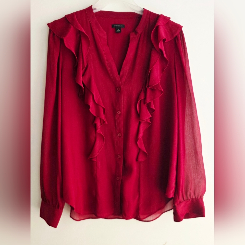 Ann Taylor Ruffle Split Neck Popover